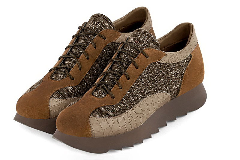 Caramel brown and tan beige women's three-tone elegant sneakers. Round toe. Low rubber soles. Front view - Florence KOOIJMAN